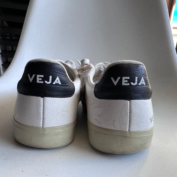 Veja Campo sneakers in white and black - Picture 5 of 6